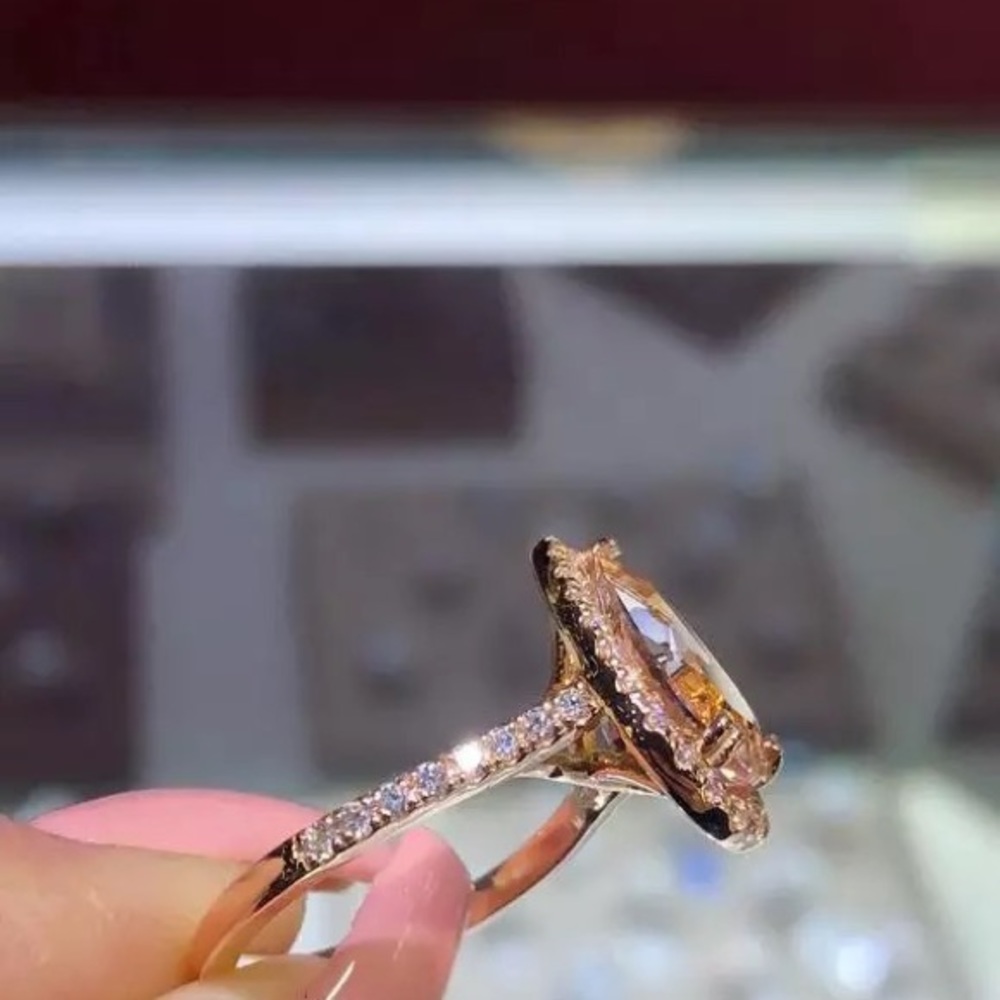 NEW!! 💎 Rose Gold Rhinestone Cubic Zirconia Ring - Picture 4 of 6